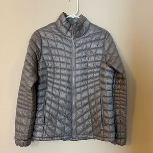 The North Face Women's Silver Puffer Jacket